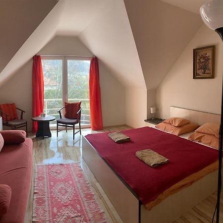 Tündérszikla Panzió Bed & Breakfast Pilisjaszfalu Dış mekan fotoğraf