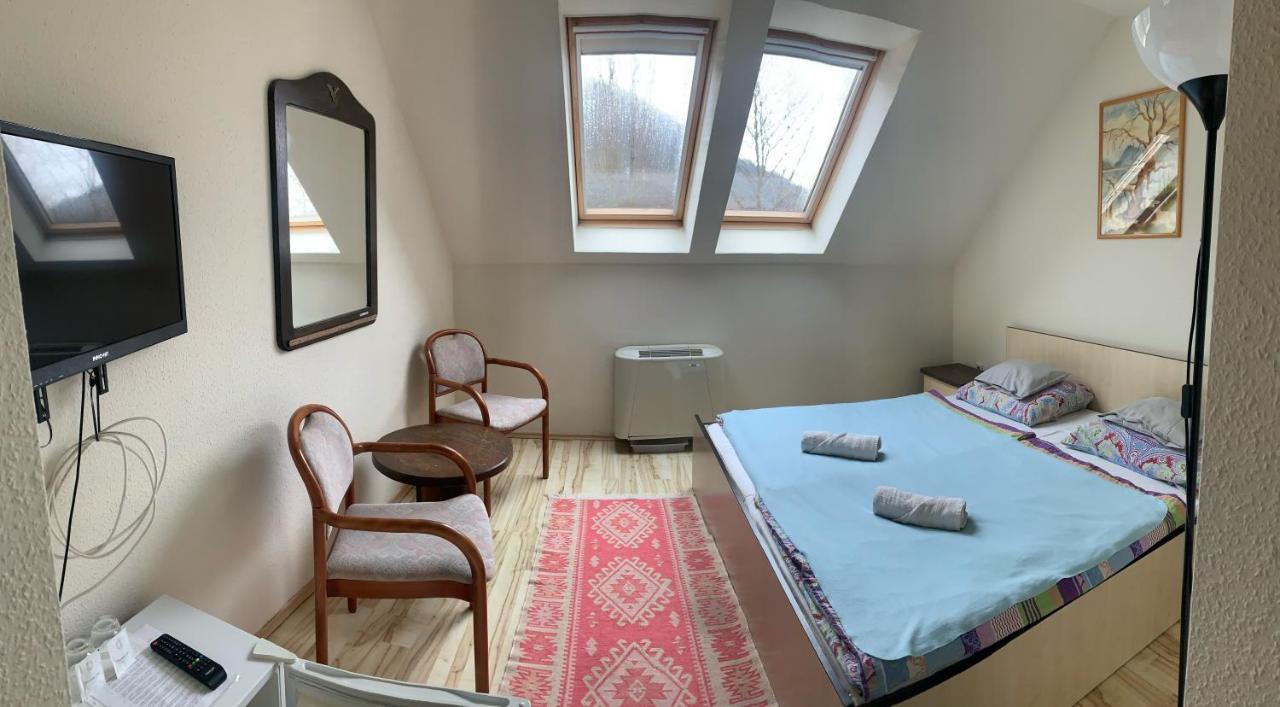 Tündérszikla Panzió Bed & Breakfast Pilisjaszfalu Dış mekan fotoğraf