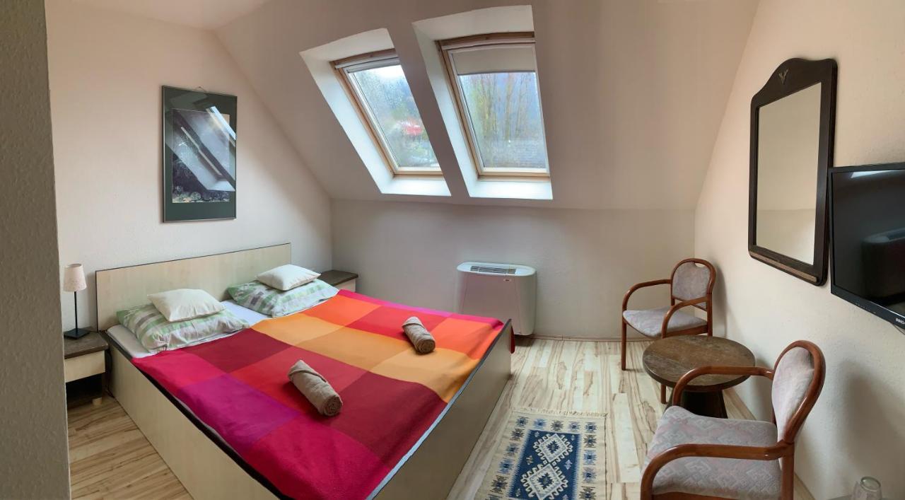 Tündérszikla Panzió Bed & Breakfast Pilisjaszfalu Dış mekan fotoğraf